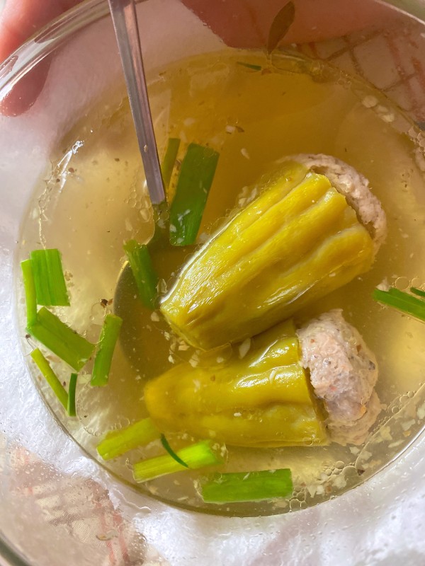 Buổi trưa sau khi làm xong… hai cây kem có vị ngọt &amp; đắng.