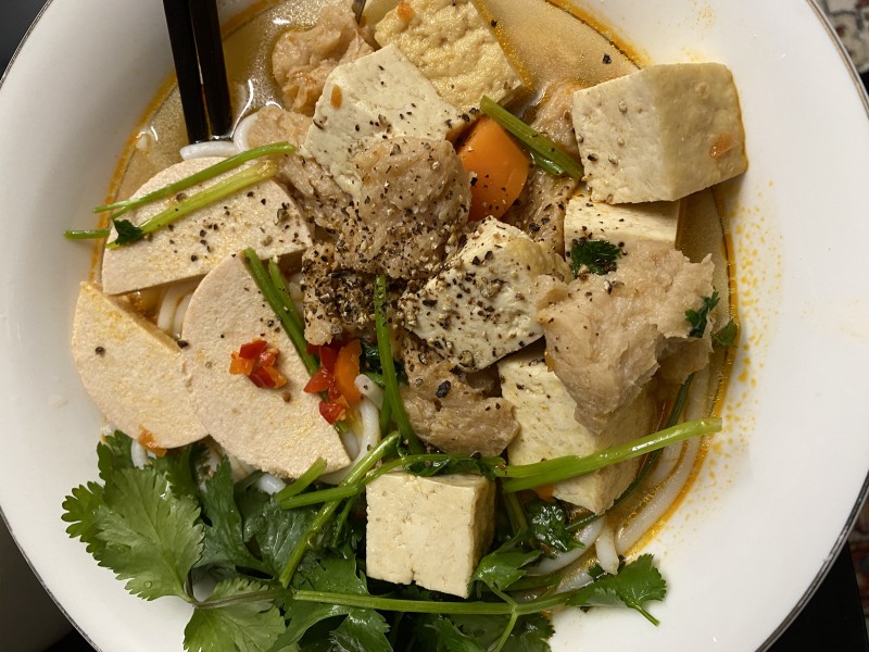 Tofu nấu bún huế giả bộ… hihi
