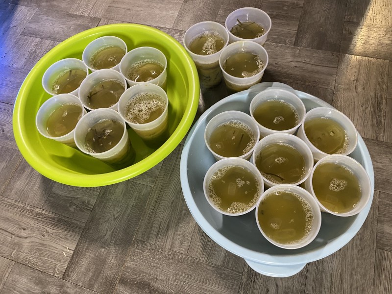 Ra ly và đã ướp lạnh.